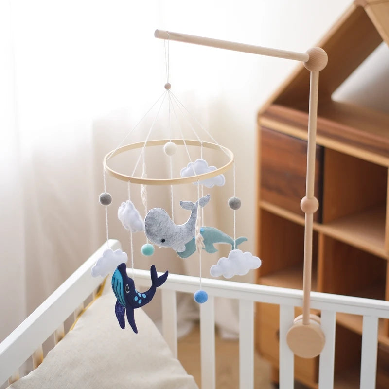 Crochet Stars Baby Crib Mobile – Wooden Bed Bell Hanging Toy for Newborns 0-12M - I YAN