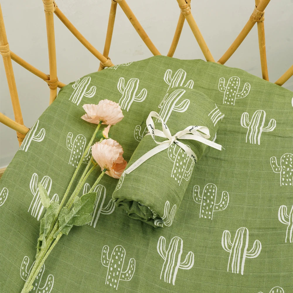 Elinfant Baby Muslin Swaddle Blanket 120x110cm Bamboo Cotton – SGS/CPSIA Certified Soft Print Wrap for Newborns - I YAN