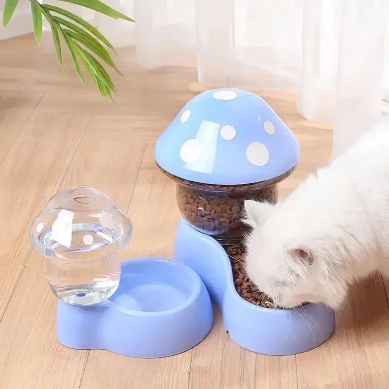 I YAN automatic pet feeder with mushroom-shaped water dispenser and large capacity food container for cats.