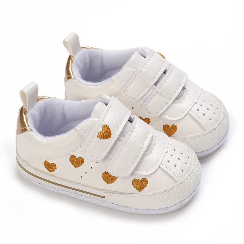 I YAN casual baby girl crib shoes with soft soles, adorable toddler prewalker sneakers for infants 0-18 months