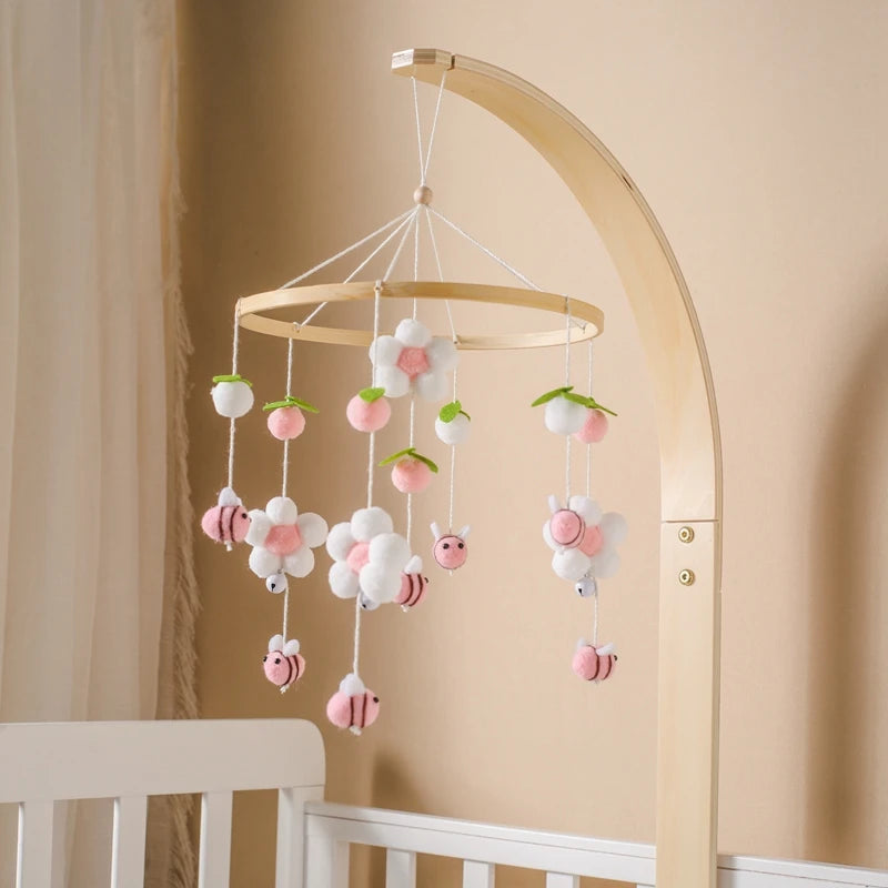 Cartoon Bee Baby Crib Mobile – Wooden Bed Bell Rattle Toy for Newborns 0-12M - I YAN