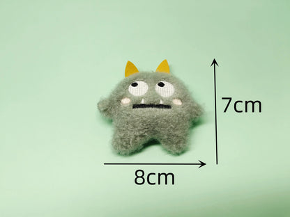 I YAN plush cat toy set with catnip, scented mini chew toys for kittens, designed for teeth grinding and playful pet fun