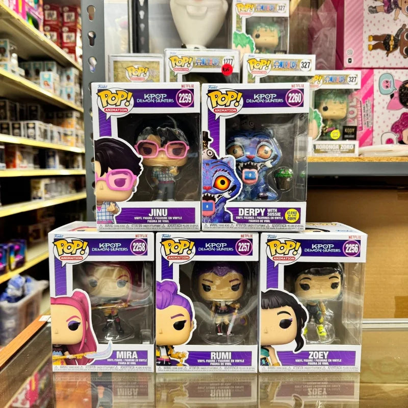 Collectible K-Pop Witch Hunter Squad figures by I YAN featuring Rumi, Zoey, Mirai, Jinu, Derpy, and Sussie characters.