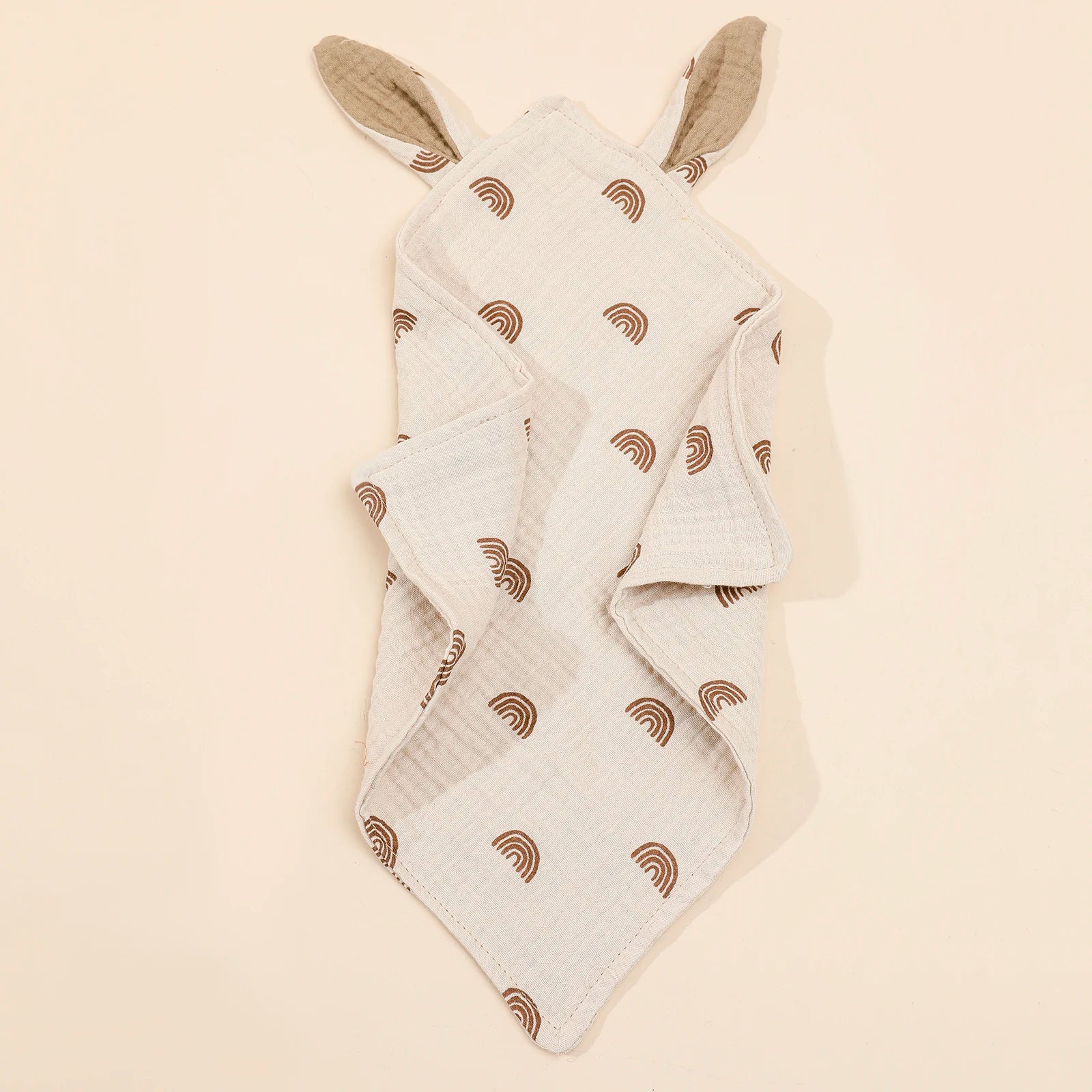 Soft newborn baby cotton muslin comforter with rabbit ear design, ideal for toddlers, bibs, and burp cloths by I YAN.