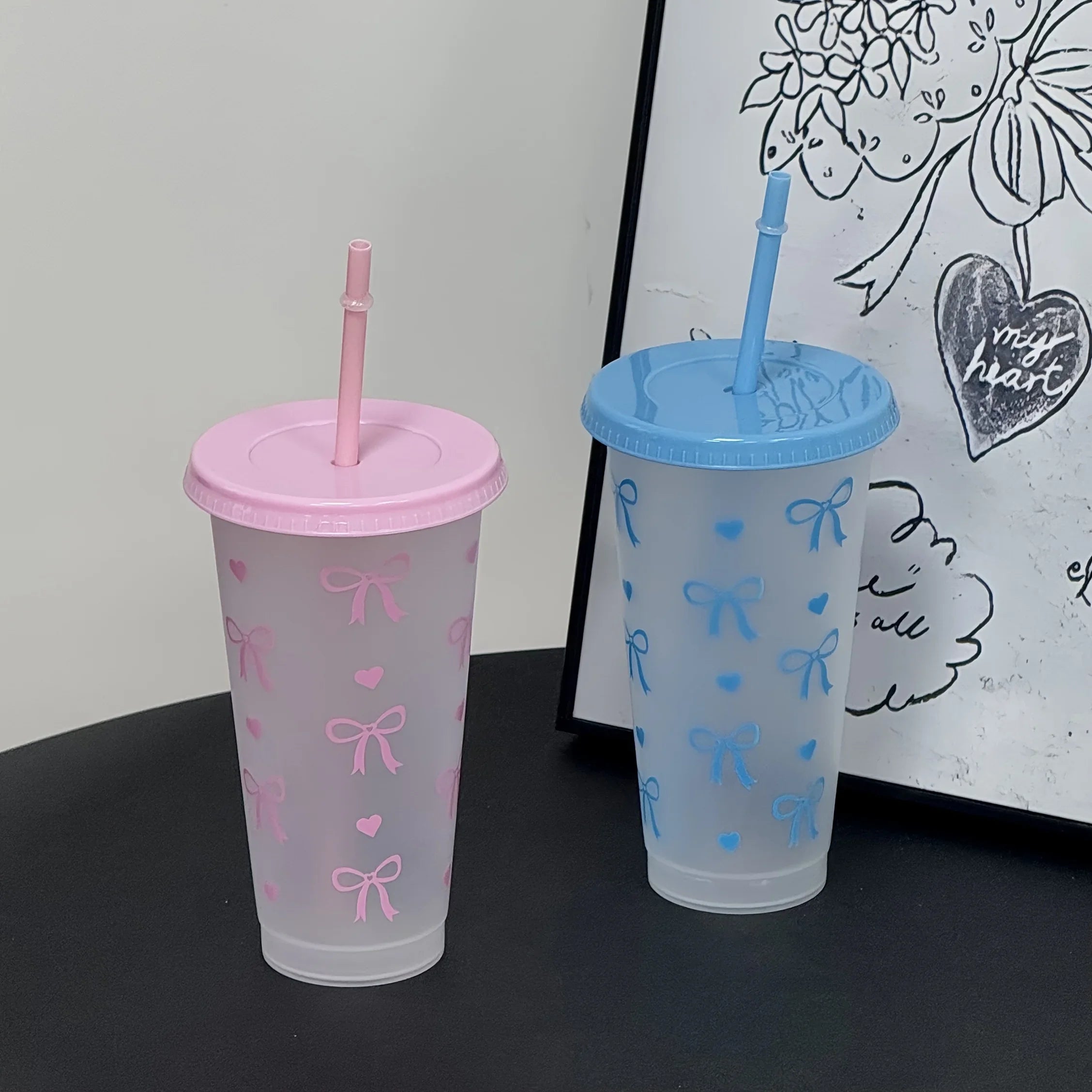 2/20pcs  Reusable Party Cups with Straw & Lid Cute Bow Plastic Tumblers for Cold Drinks Home Office Outdoor Use