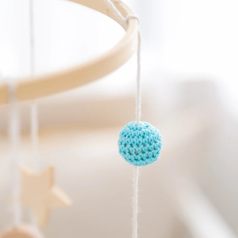 Crochet Stars Baby Crib Mobile – Wooden Bed Bell Hanging Toy for Newborns 0-12M - I YAN