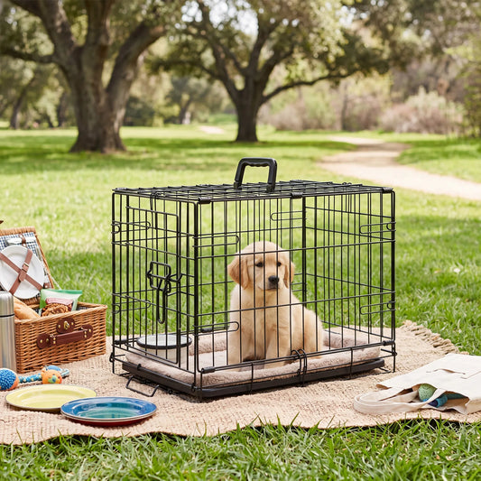 I YAN 18-inch single door metal dog crate with secure lock, foldable design, removable tray, ideal for small dogs and puppies.