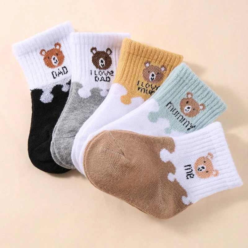Baby Bear Family Socks by I YAN, set of 5 pairs of cute cartoon ankle socks for newborns and toddlers, featuring bear designs.