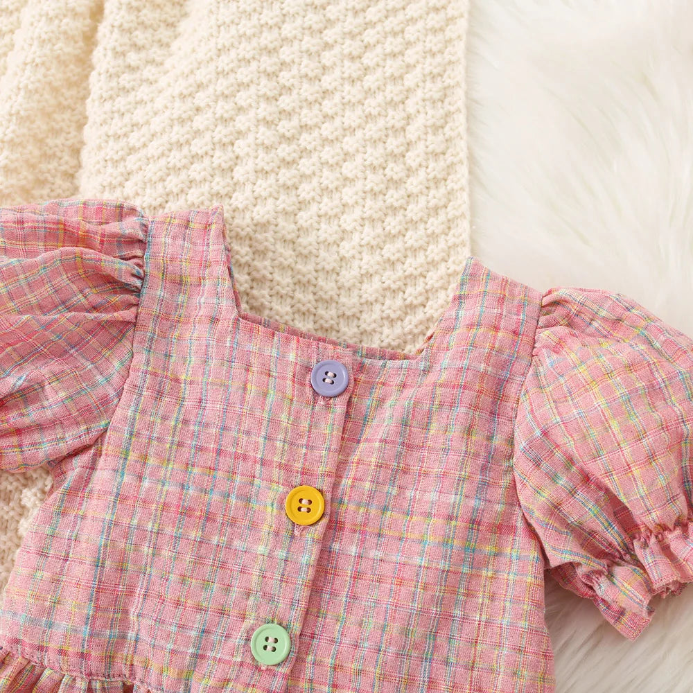 Cute summer baby girl set by I YAN featuring a plaid bubble sleeve top and matching shorts in princess style for ages 0-3 years.