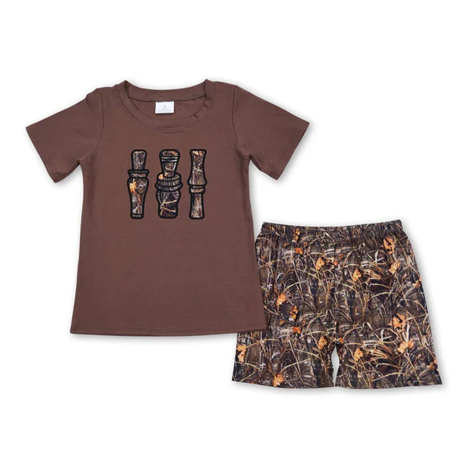 Toddler boy summer outfit set featuring a printed short sleeve T-shirt and elastic waist shorts from I YAN.