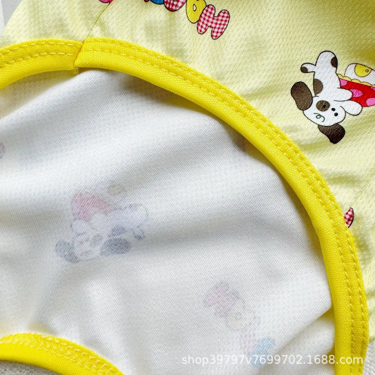 I YAN dog jumpsuit featuring frog, bear, and unicorn prints, made of breathable mesh with four legs for sun protection and comfort.