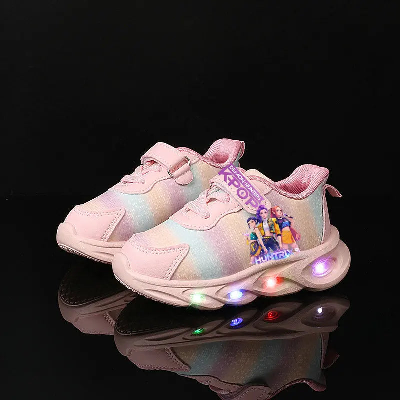 Kpop Demon Hunter Kids LED Light Casual Shoes Boys Cute Cartoon Glowing Sneakers Children Soft Bottom Anti Slip Sports Shoes