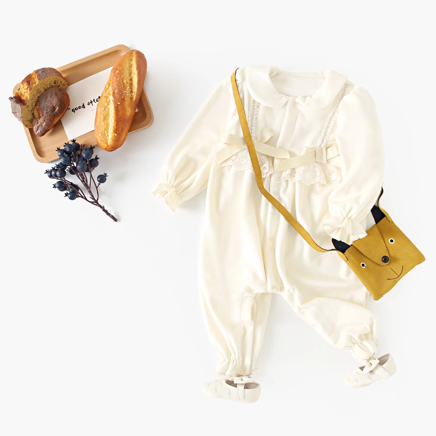 Winter Long Sleeve Baby Girls Jumpsuits Cute Lace Thickened Warm Infants Clothing