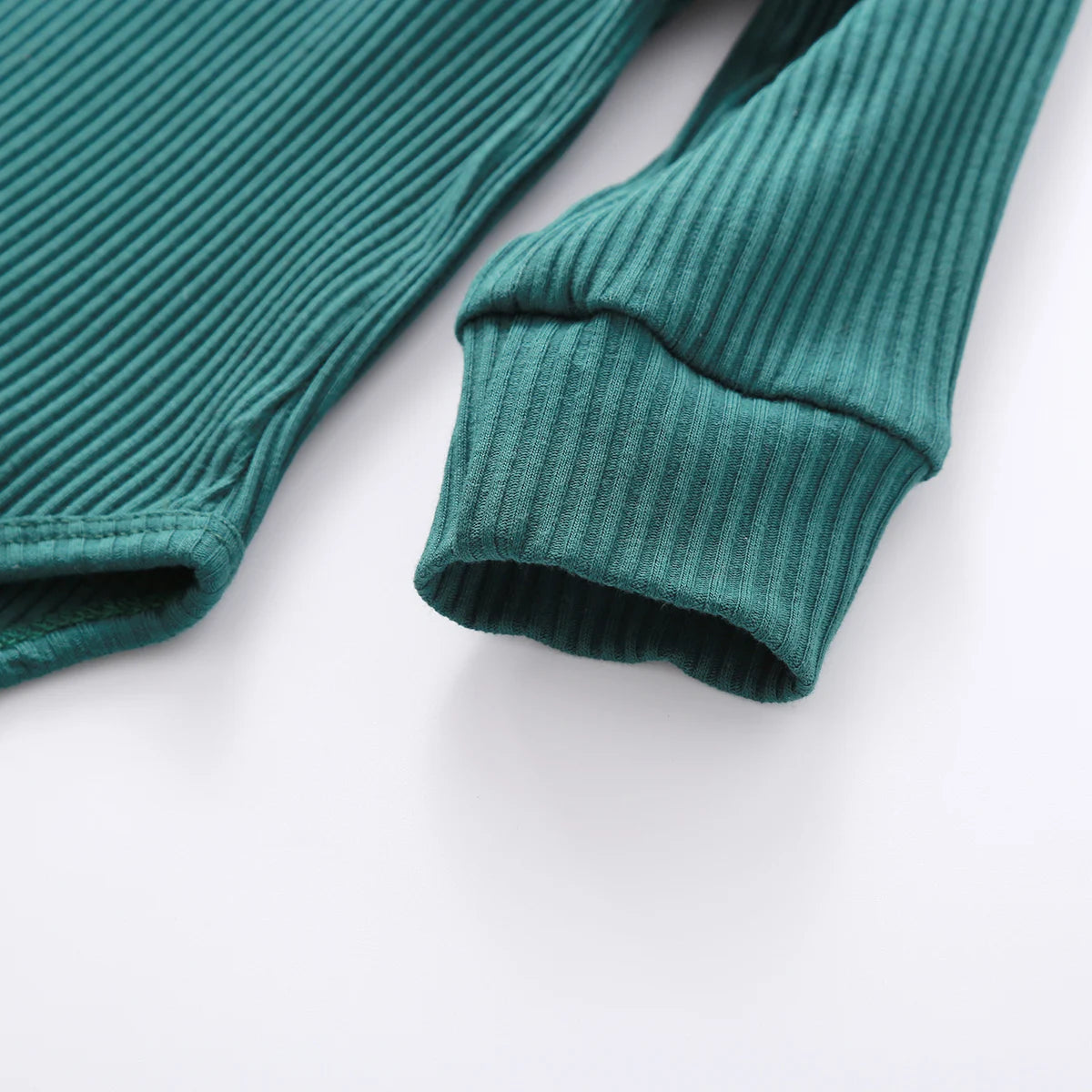 Infant baby girl or boy spring autumn ribbed and plaid clothes set with long sleeve bodysuit and elastic pants, I YAN brand.