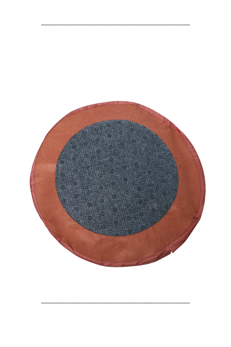 All-season dog sniffing mat by I YAN with retractable packaging, designed to help train and enhance your dog's sense of smell.