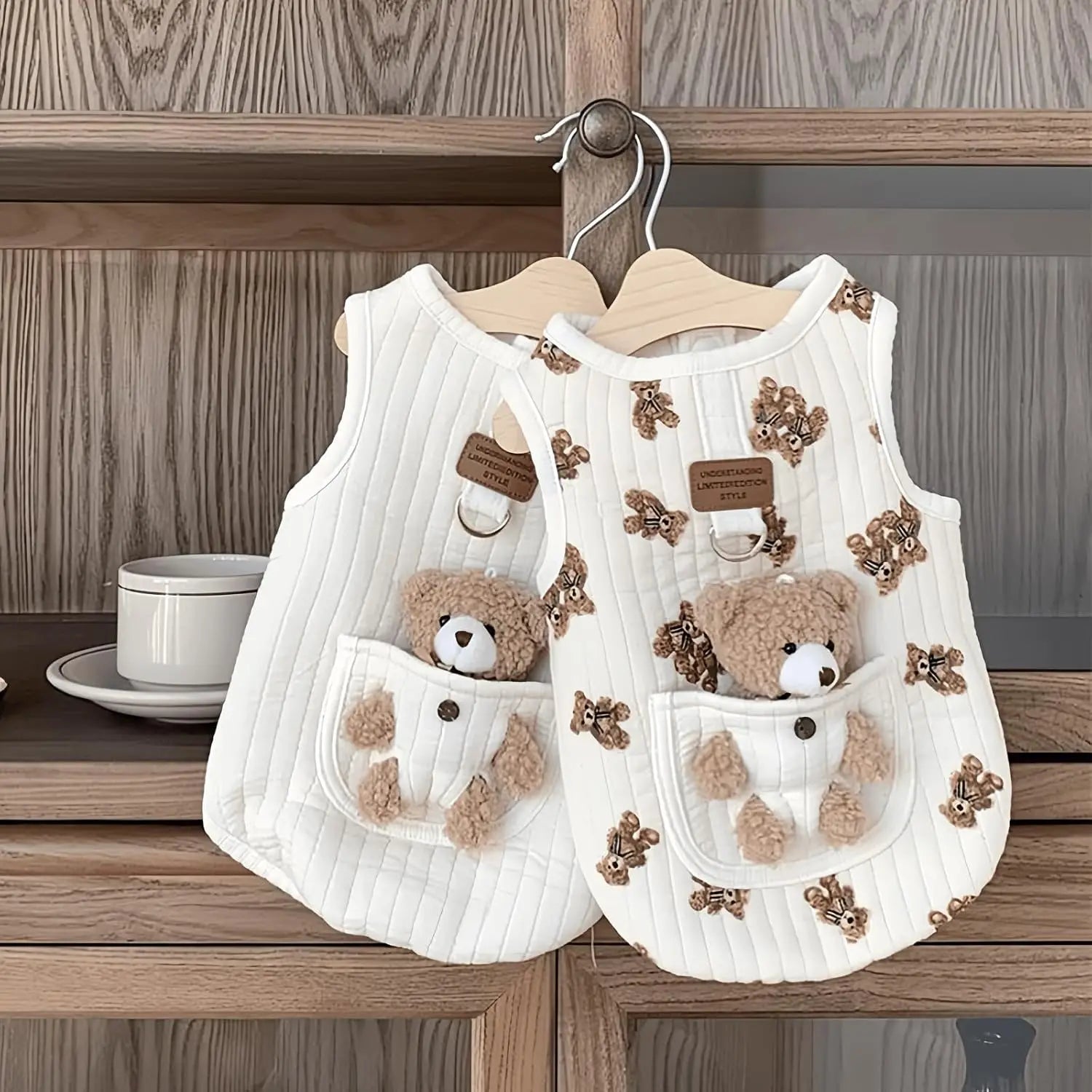 Cute Pet Apparel Plush Bear Pattern Sleeveless Dog Clothes for Small Puppy Kitten Pullover Soft Skin-Friendly