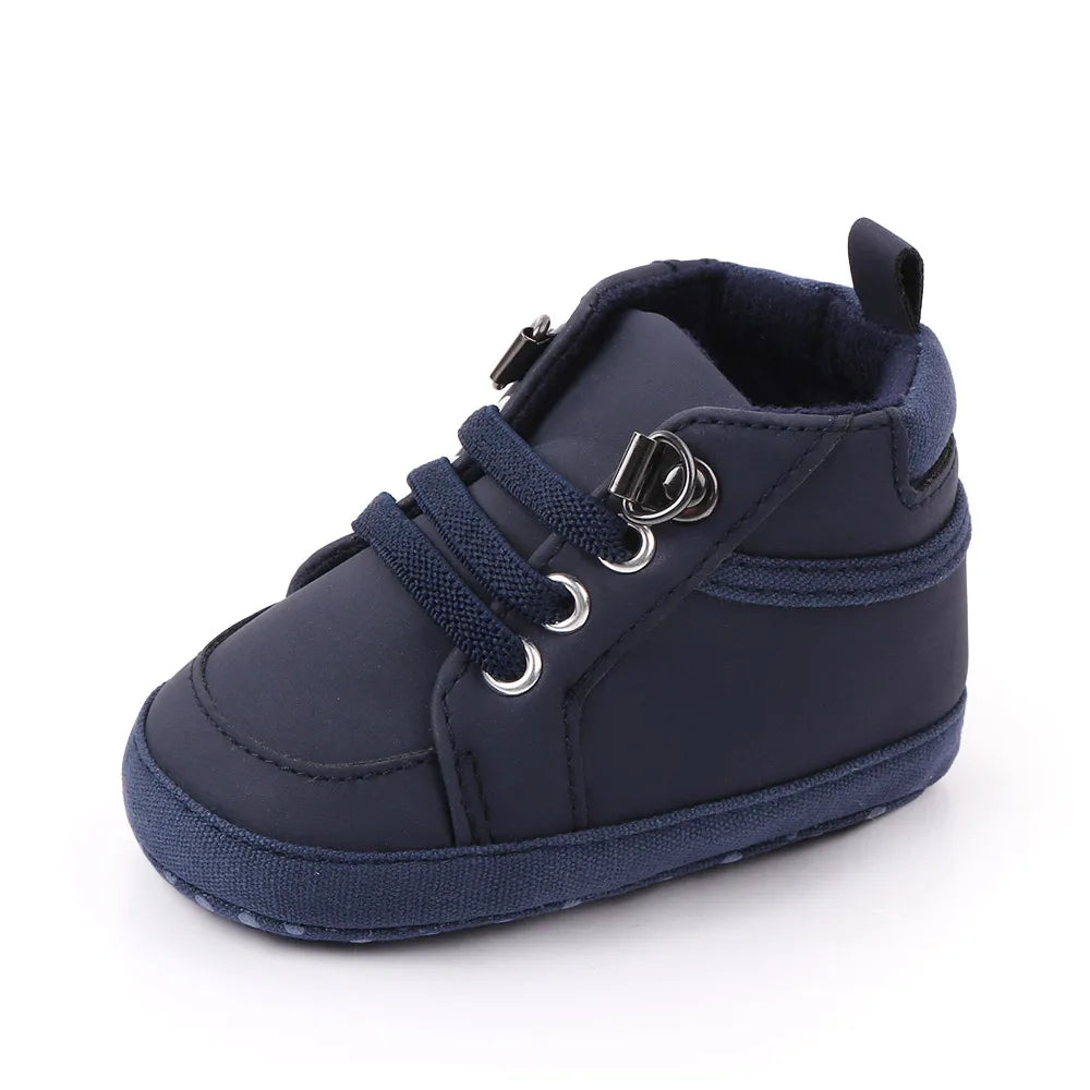 Baby casual ankle-covered toddler boots for boys by I YAN, suitable for outdoor prewalking, designed for ages 0-1 years.