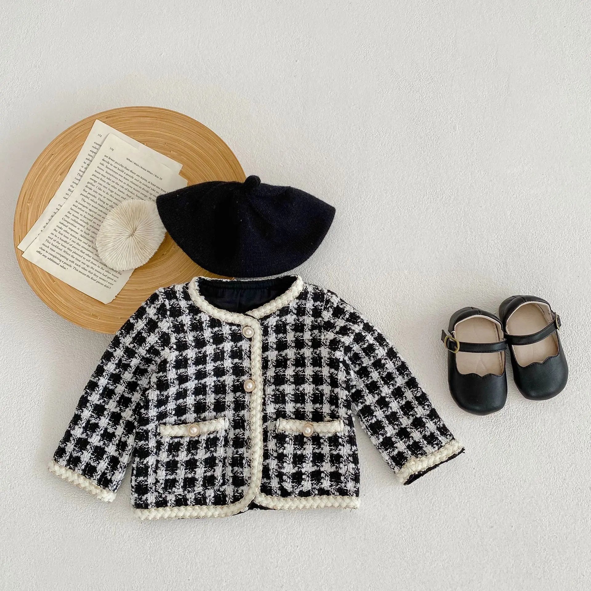 Two Piece Set For Spring And Autumn New Baby Boys And Girls' Tweed Black Plaid Long Sleeved Shirt With Open Coat And Short Pant