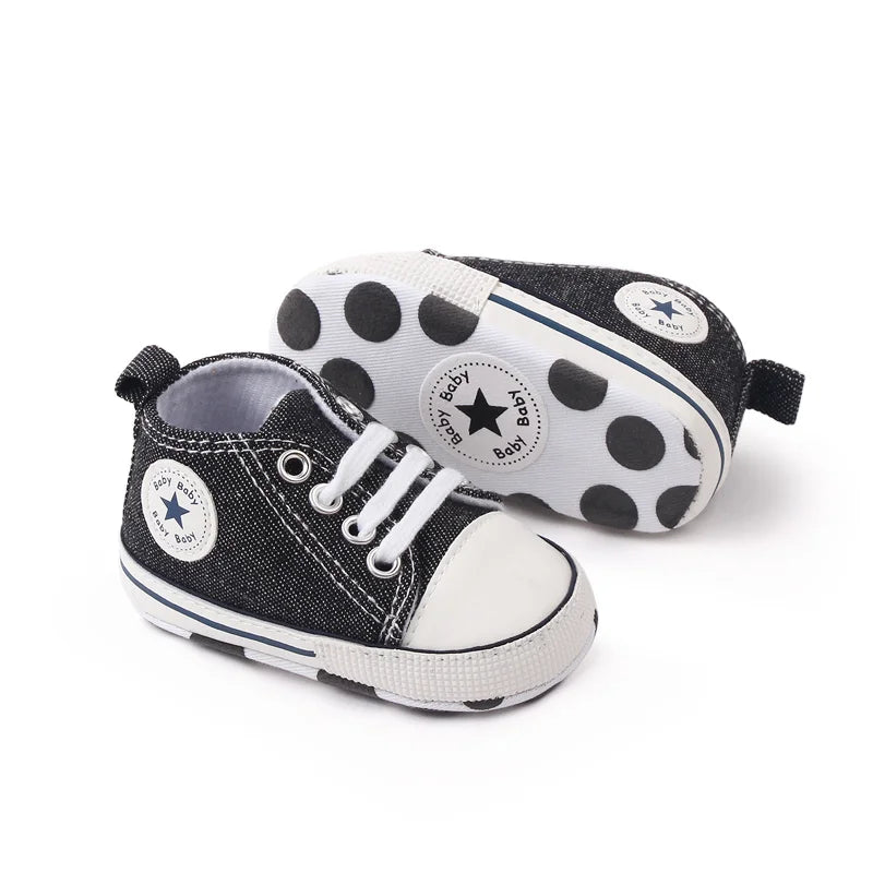 I YAN baby canvas sneakers for boys and girls, soft sole, non-slip toddler shoes perfect for first steps and casual walking.