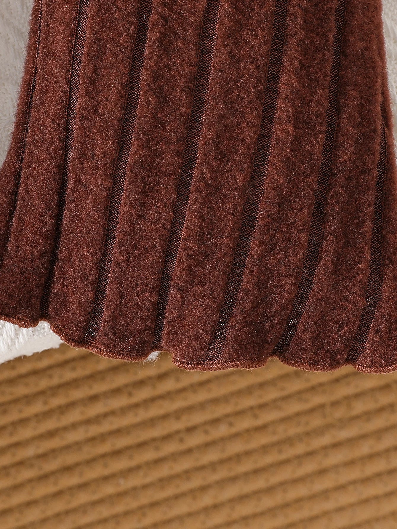 Baby girl autumn sweet and exquisite style three-dimensional flower bow top with brown bell bottom pants set