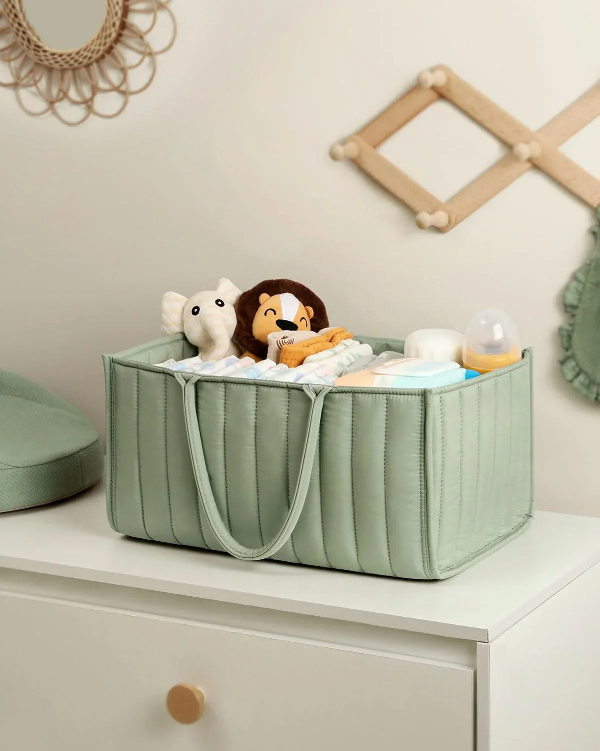 I YAN multifunctional diaper bag with foldable design, baby and mother supplies storage, showing organized baby essentials inside