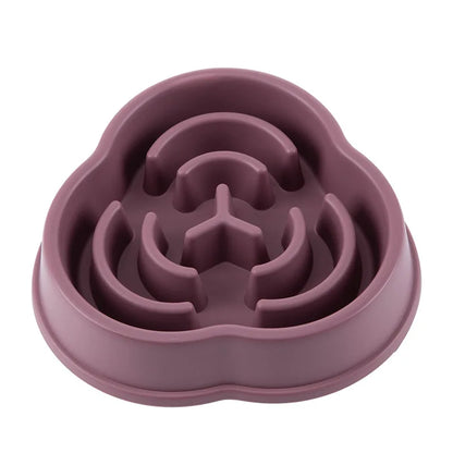 I YAN anti-choke slow feeder bowl for cats and dogs, with raised ridges to promote safe eating and prevent choking.