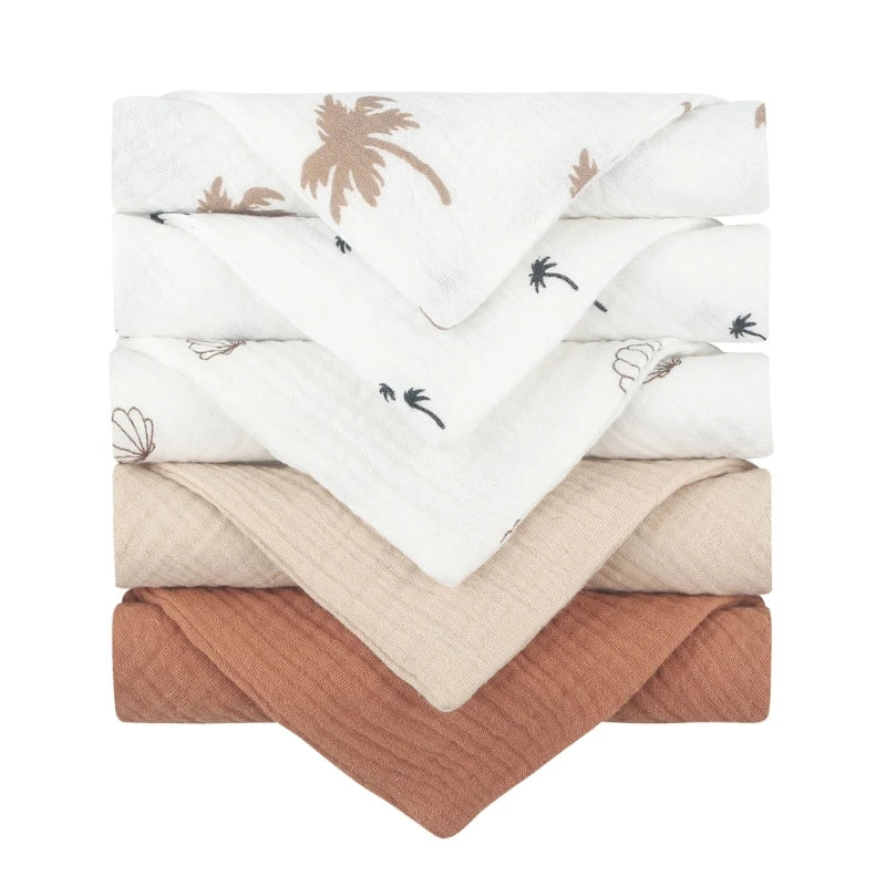 Set of 5 I YAN cotton baby face towels and burp cloths with soft, absorbent gauze fabric, suitable for feeding and cleaning babies.