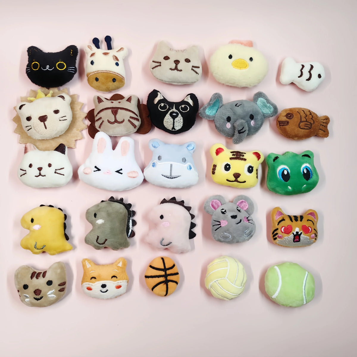 I YAN pet plush cat toy set with catnip, mini chew toys, scented plush, and teeth grinding toys for kittens and cats.