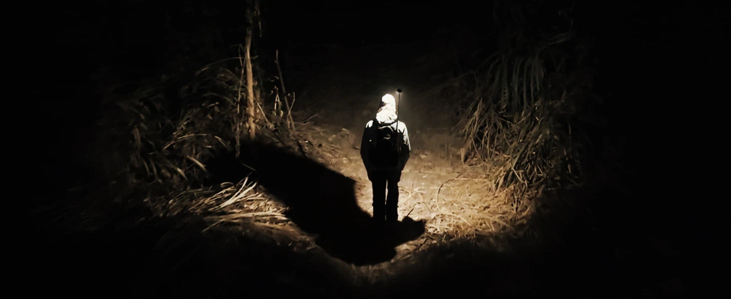 Telescopic Magnetic Camping Lantern with 12000mAh Battery, IPX6/IPX7 Waterproof