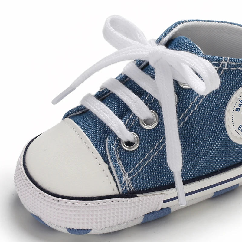 I YAN infant toddler baby sneakers with anti-slip soles, canvas star design, perfect for first steps in boys and girls.