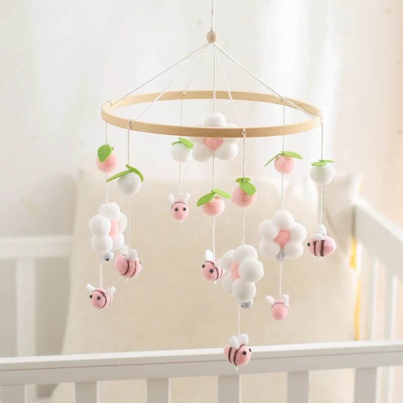 Cartoon Bee Baby Crib Mobile – Wooden Bed Bell Rattle Toy for Newborns 0-12M - I YAN