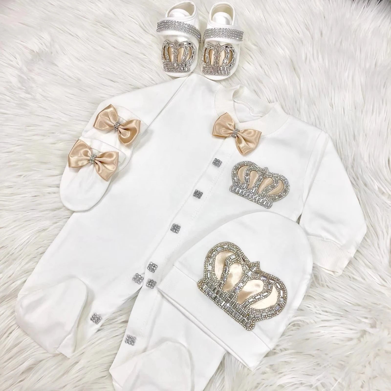 Luxury Newborn Baby Romper Set 4-Piece – Crystal Crown Layette for Photography & Coming Home - I YAN