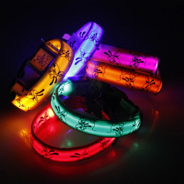 Bright LED dog collar by I YAN with luminous nylon strap, designed for nighttime safety and visibility for pets.