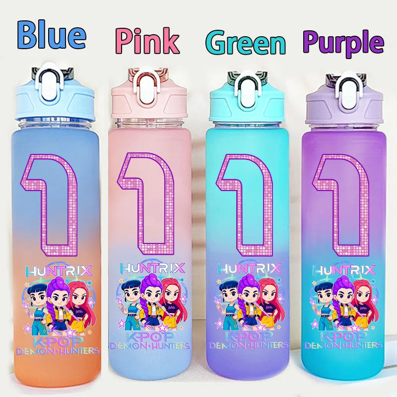 I YAN Kpop Demon Hunters 750ML water bottle featuring warriors letter and number design, ideal for kids' school accessories.