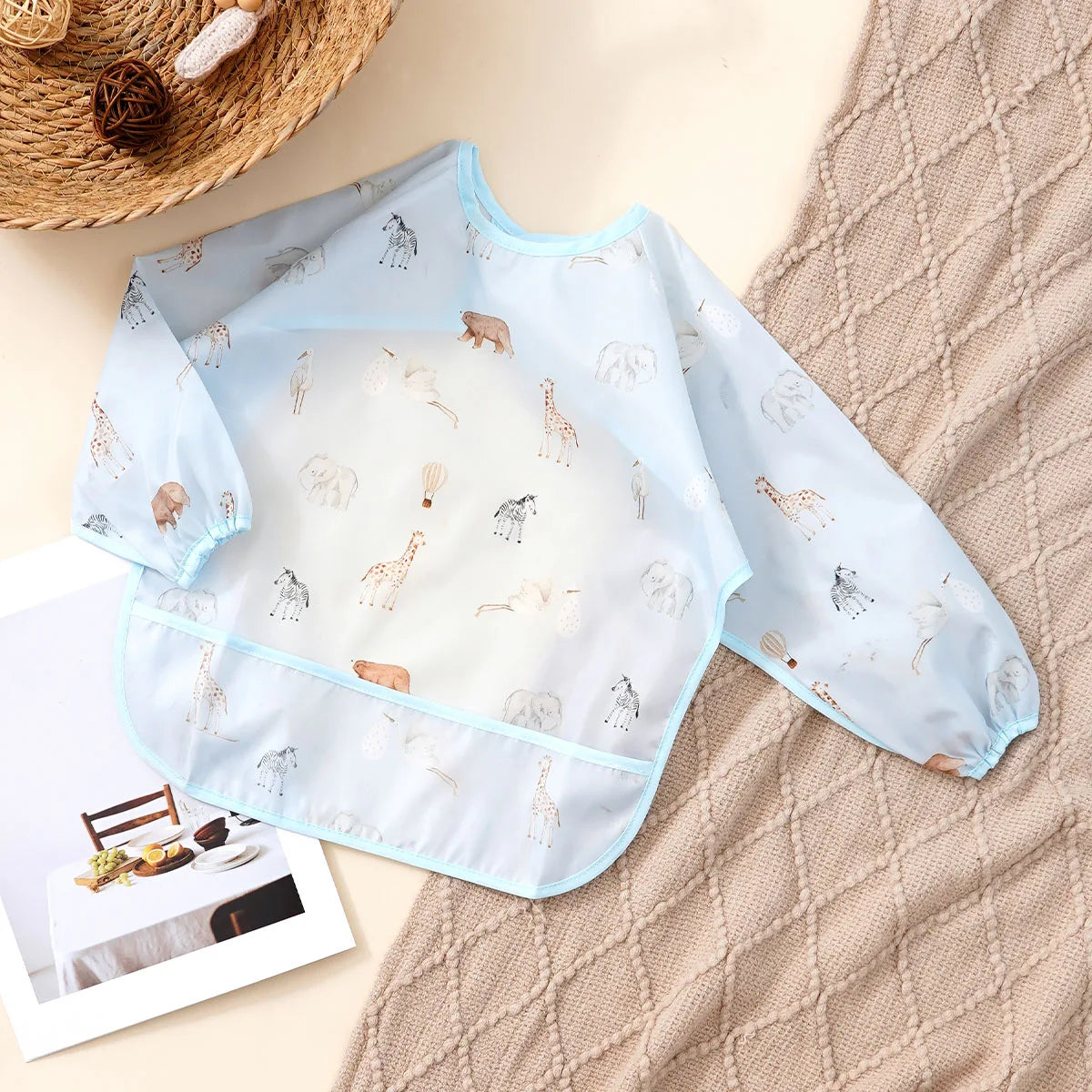 Long Sleeve Baby Bibs Water Dirt Proof Burp Cloths Cute Infant Eating Child Drawing Apron Self Feeding Bib Boy Girl 0-3 Year