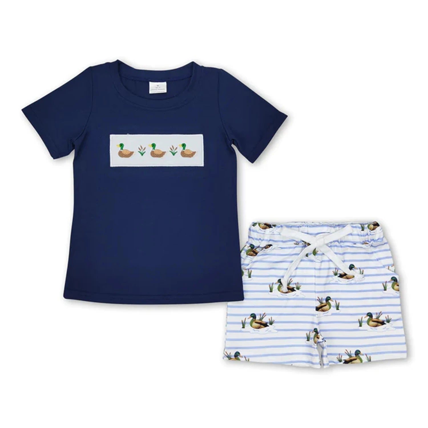 Toddler boy summer outfit set with printed short-sleeve T-shirt and elastic waist shorts by I YAN, perfect for warm weather.