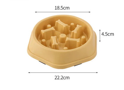 I YAN anti-choke slow feeder bowl for cats and dogs, featuring a textured surface to promote safe eating and prevent choking.