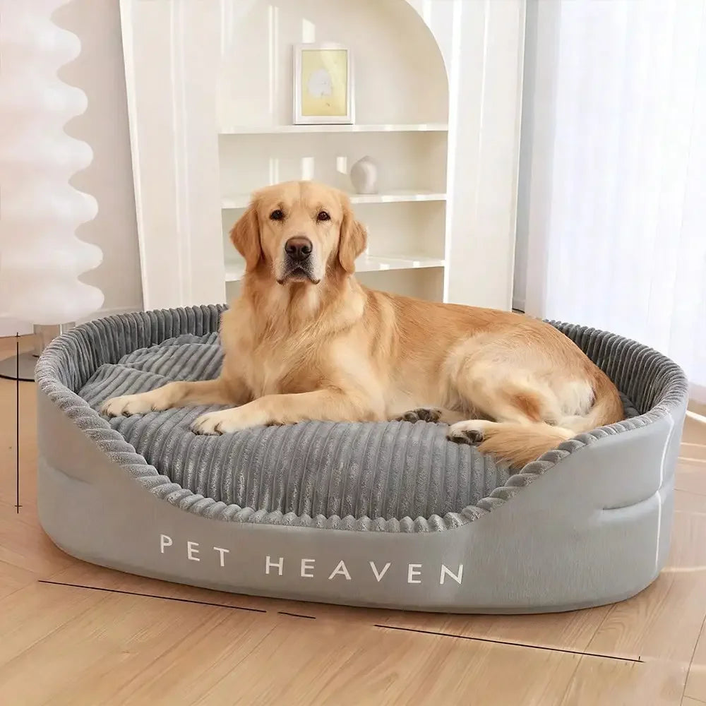 Soft, all-season plush pet bed by I YAN featuring a machine-washable design and warm mat for dogs and cats.