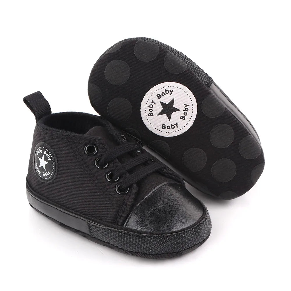 I YAN baby canvas sneakers for boys and girls, soft sole, non-slip toddler shoes for first steps, casual and comfortable walking shoes.