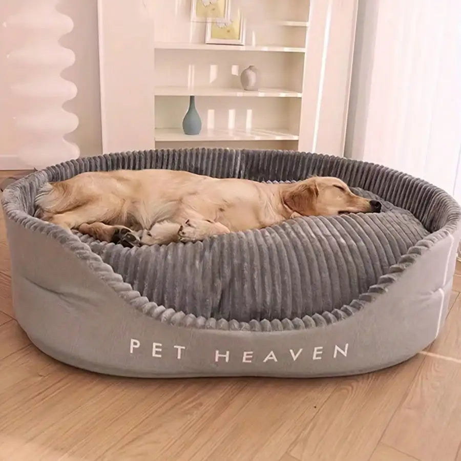 Soft, machine-washable I YAN all-season plush pet bed with warm mat for dogs and cats, cozy and comfortable for indoor use.