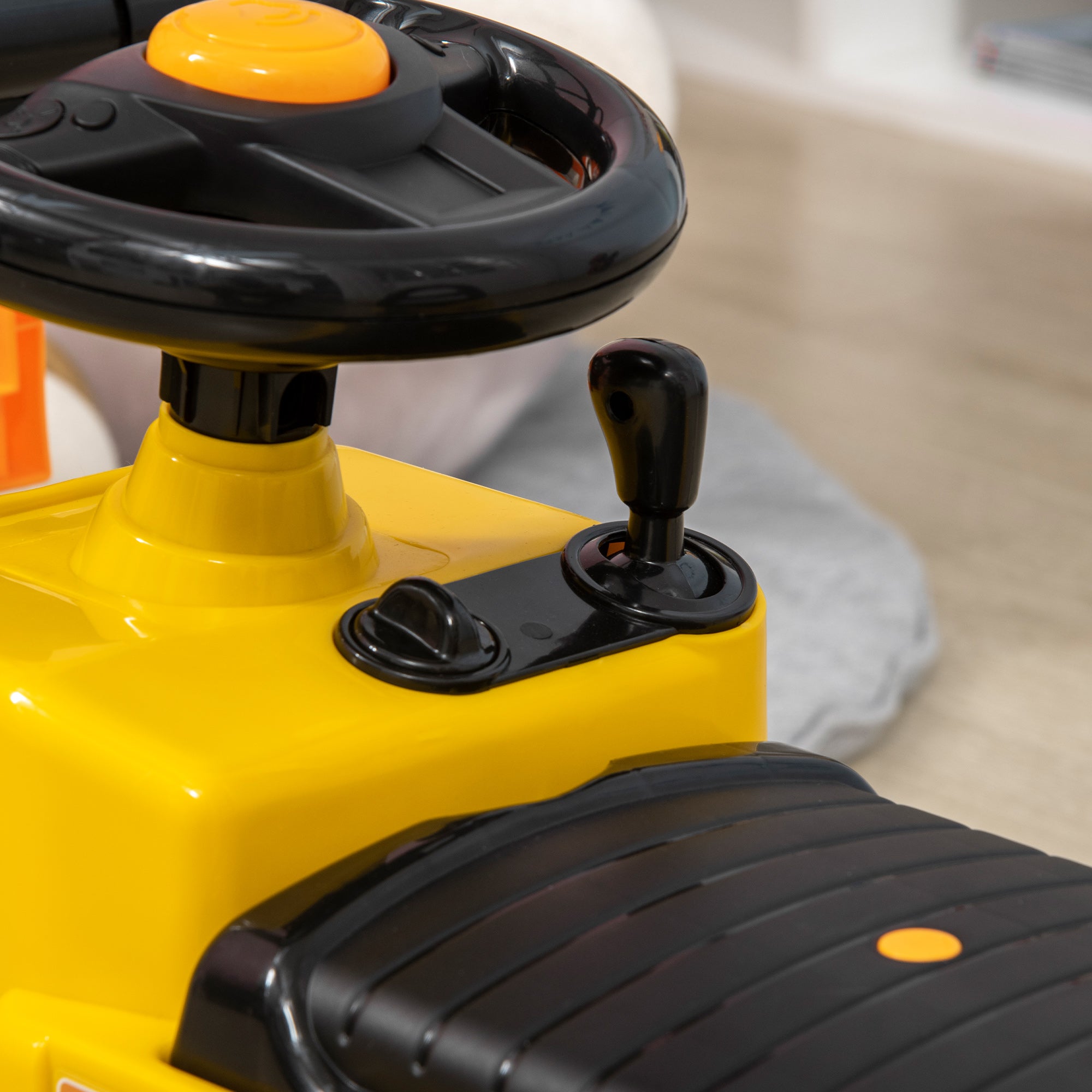 I YAN Sit and Scoot ride-on forklift toy for kids, featuring under-seat storage and realistic construction toy design for 3-year-olds.